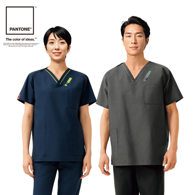 7042SCのスクラブを着ている男女