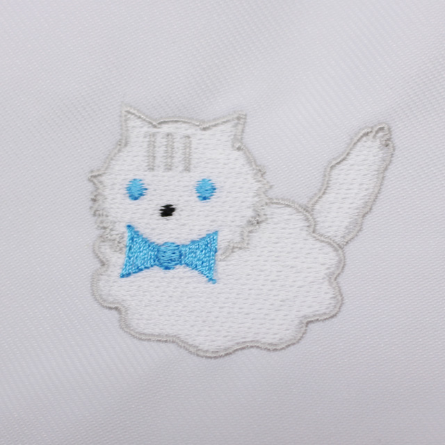 白ネコ柄刺繍デザイン