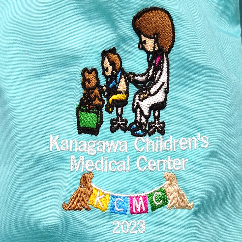 神奈川県立こども医療センター様　2023年左袖刺繍デザインA