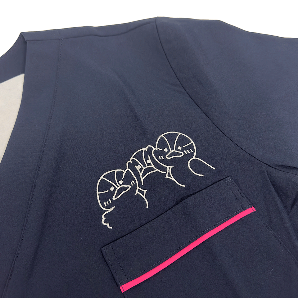 ポケット口上からひょっこり刺繍