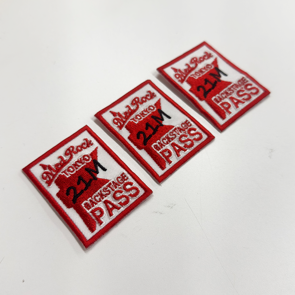 刺繍ワッペンを3枚並べて、拡大した画像