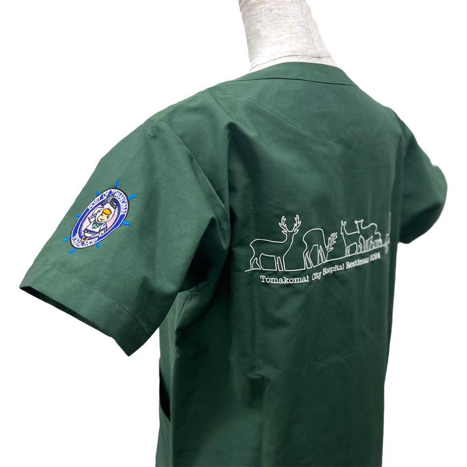 苫小牧市立病院様　左袖デザイン刺繍